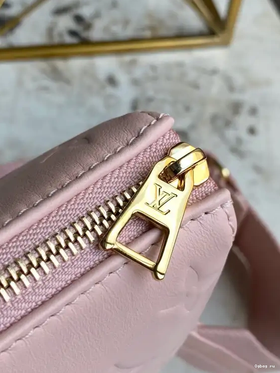 EDITION LIMITED -COUSSIN LOUIS PM VUITTON 0419